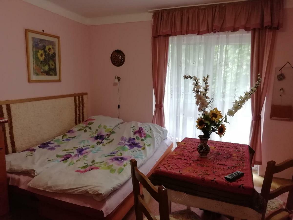 Gyoengyvirag Ueduelo - Mario Apartman ハルカーニャ エクステリア 写真